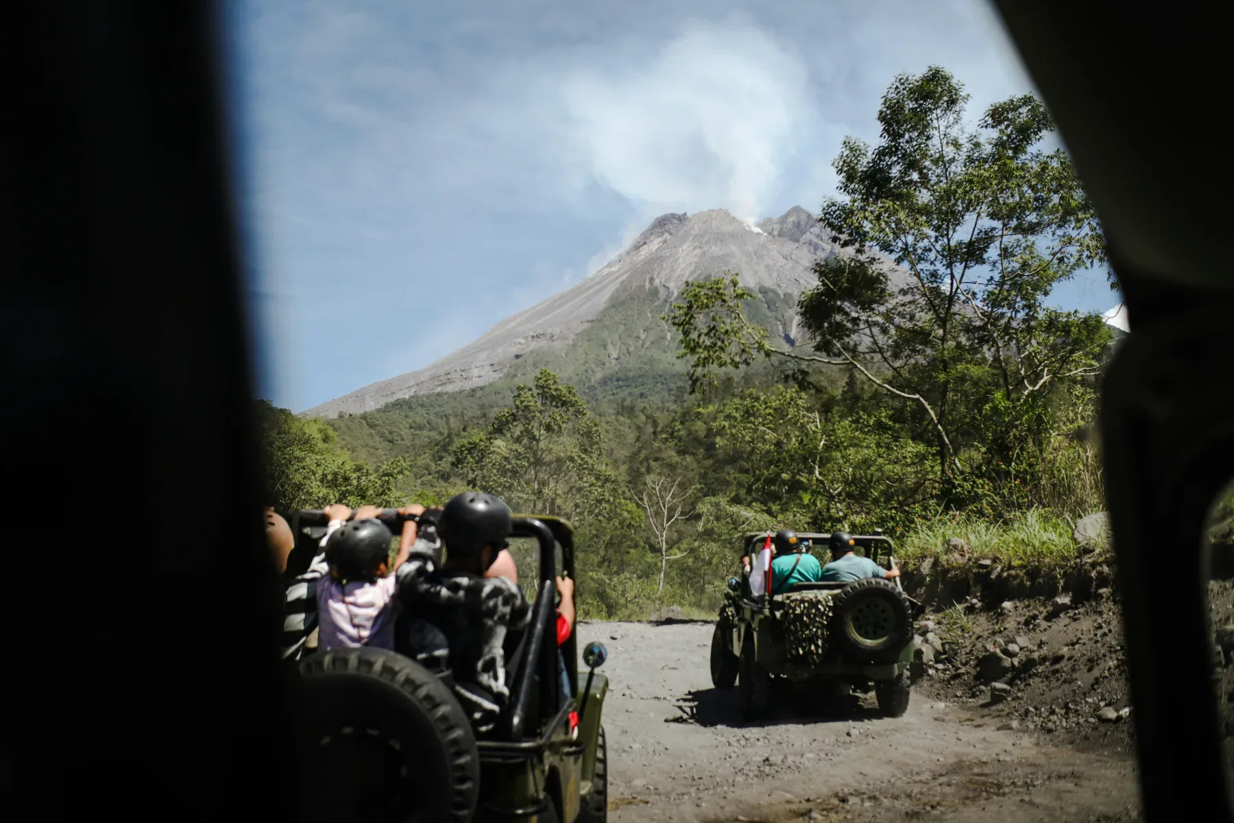 Tips Naik Jeep Lava Tour Merapi dengan Aman &amp; Nyaman